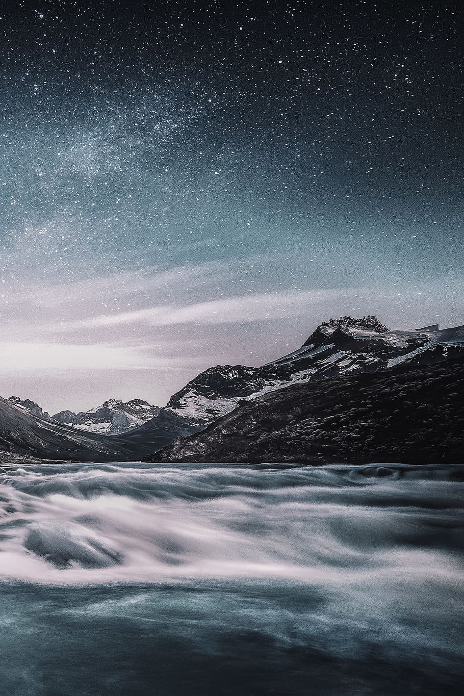 time lapse photo of body of water, night, sky, mountain, landscape HD wallpaper
