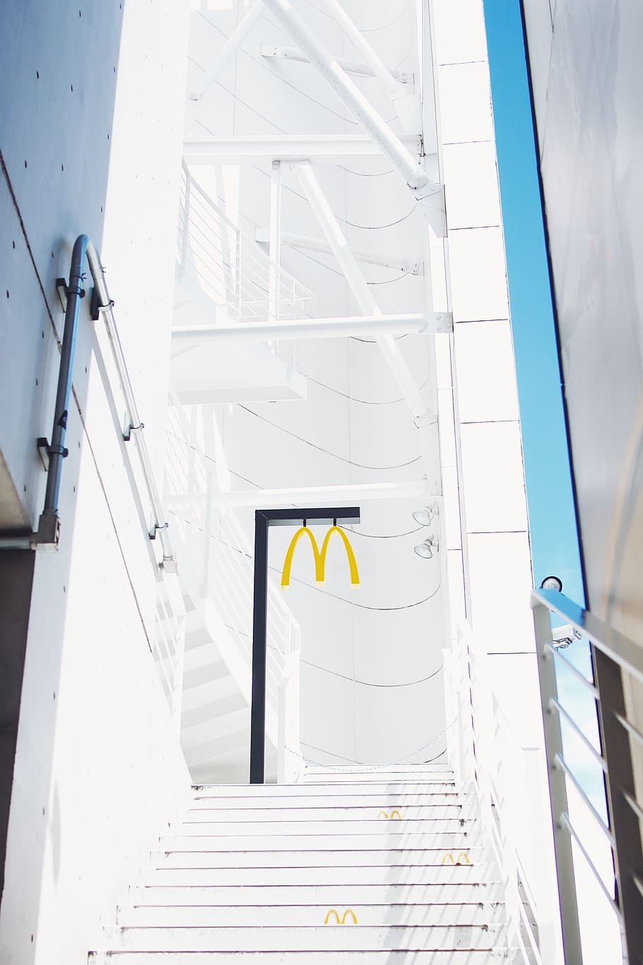 McDonald's signage, architecture, staircase, built structure HD wallpaper