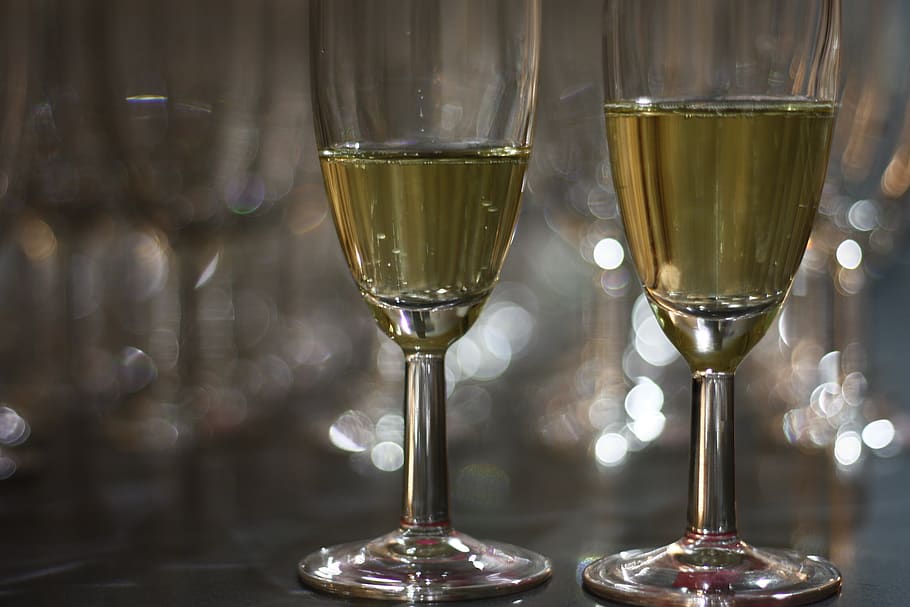 champagne, flutes, alcohol, party, drinks, refreshment, glass HD wallpaper