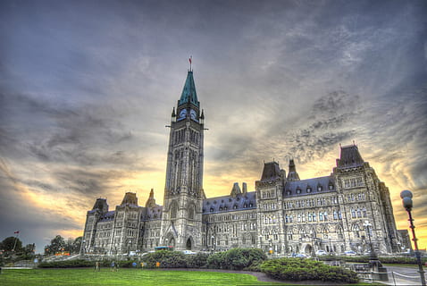 Free national parks program soon to end, but kids will still get in free in  2018 | CTV News