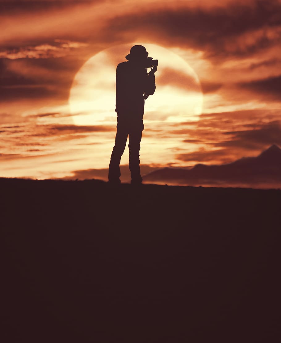 people, man, back, camera, recording, picture, moon, night HD wallpaper