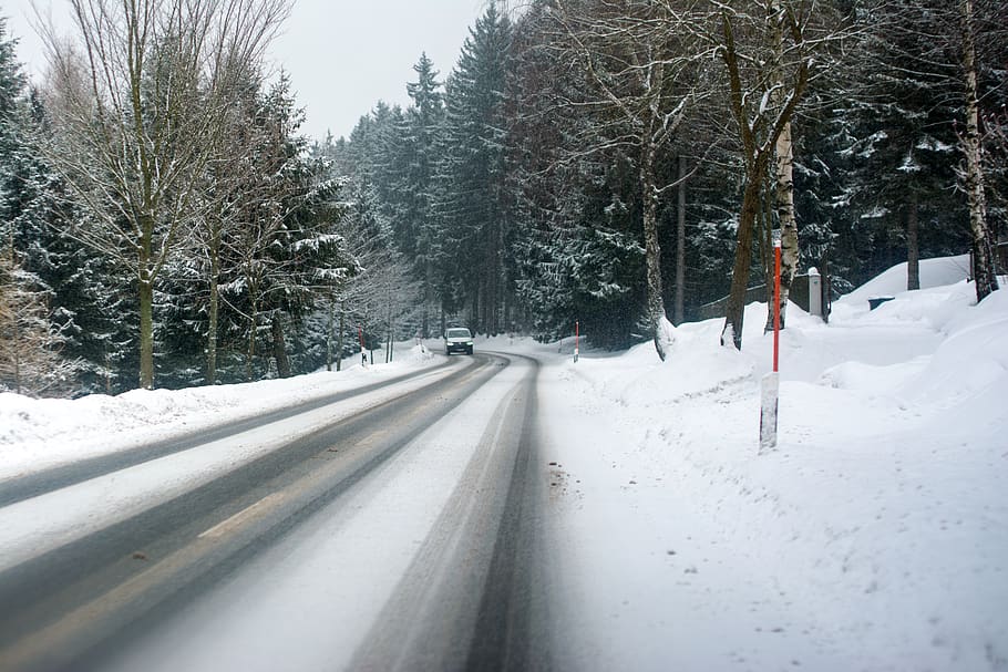 winter, road, snow, ice, cold, winter road, car, trees, forest HD wallpaper