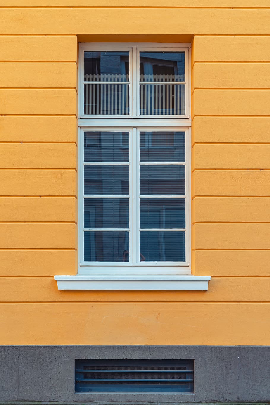 home decor, window, shutter, curtain, window shade, facade HD wallpaper