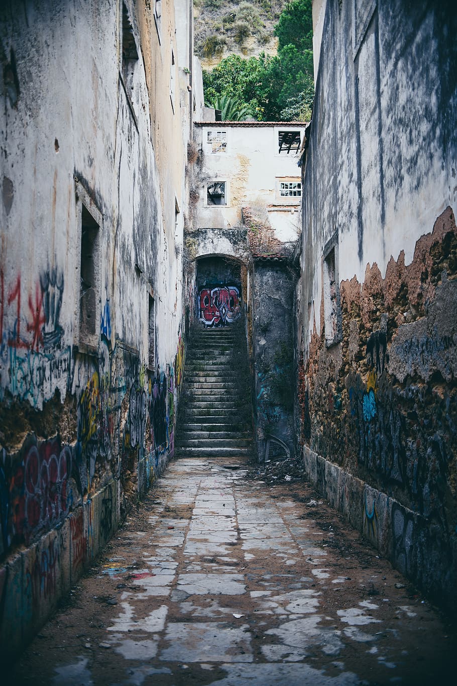 empty pathway filled with graffiti, built structure, architecture HD wallpaper