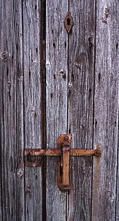 door, rust, lock, barn, key lock, wood, handle, hardwood, porch HD wallpaper