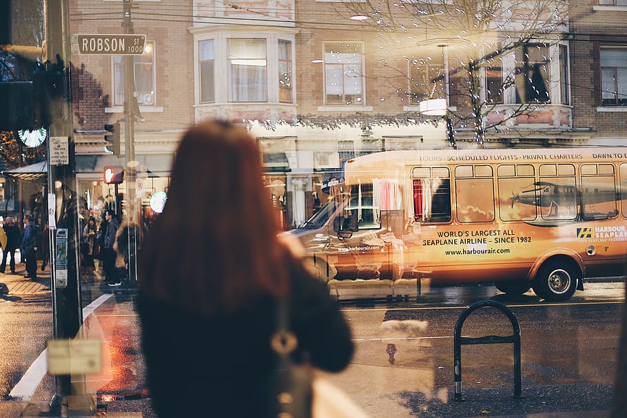 Bus On Road, city, looking, people, reflection, street, transportation system HD wallpaper