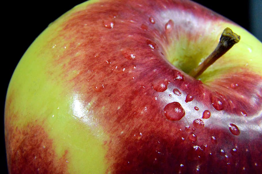Close-up of Lemon, apple, blur, confection, delicious, dewdrops HD wallpaper