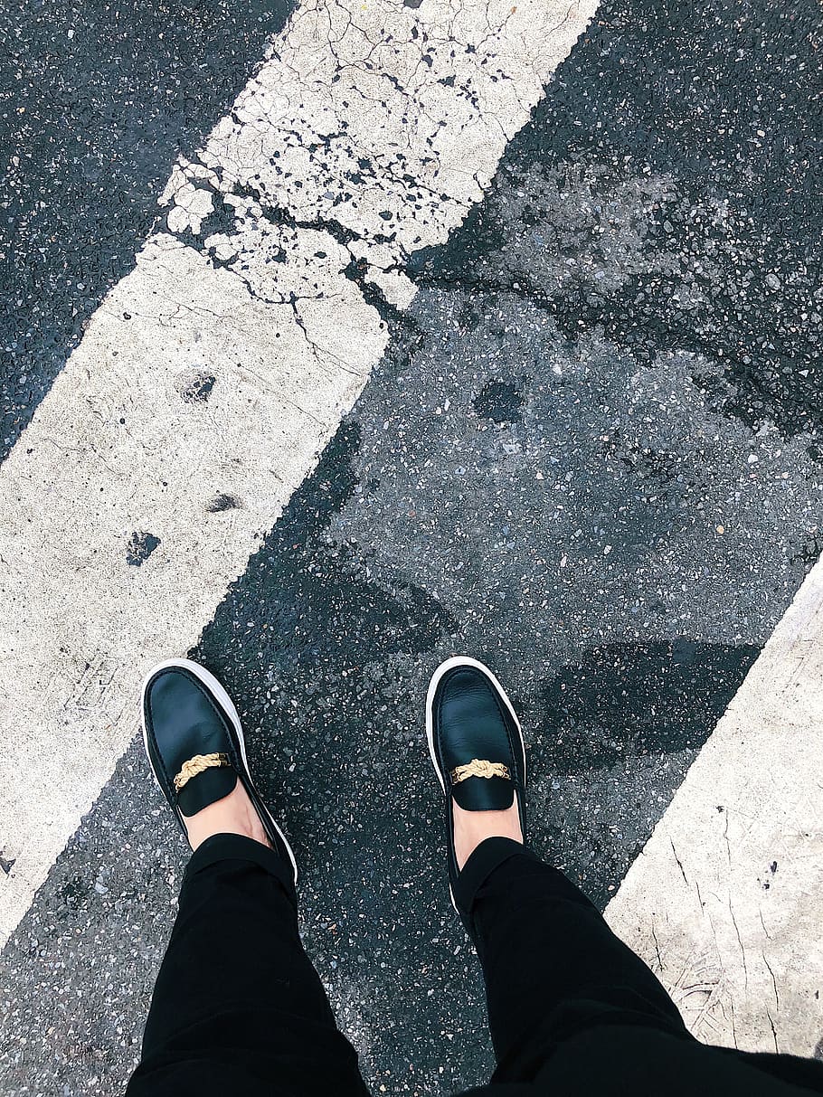 street, low section, human leg, shoe, body part, personal perspective HD wallpaper