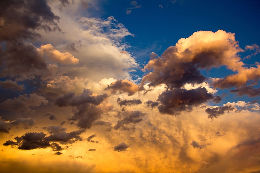 Gray and Yellow Cloudy Sky during Sunset \, clouds, dawn, nature HD wallpaper
