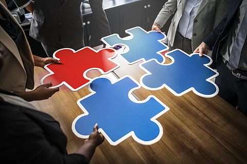 Red and Three Blue Jigsaw Puzzles, cardboard, communication, connecting HD wallpaper