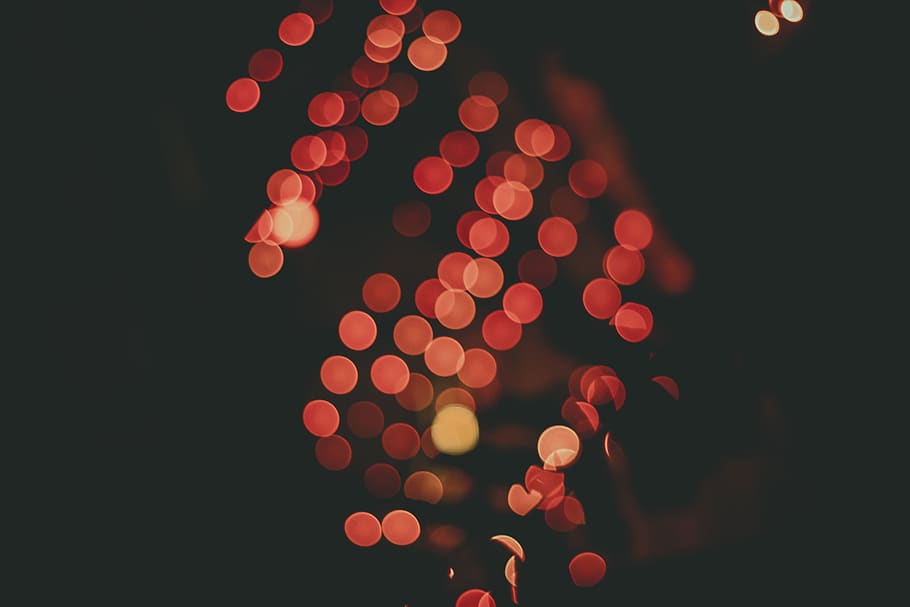 red bokeh lights, illuminated, circle, night, defocused, geometric shape HD wallpaper