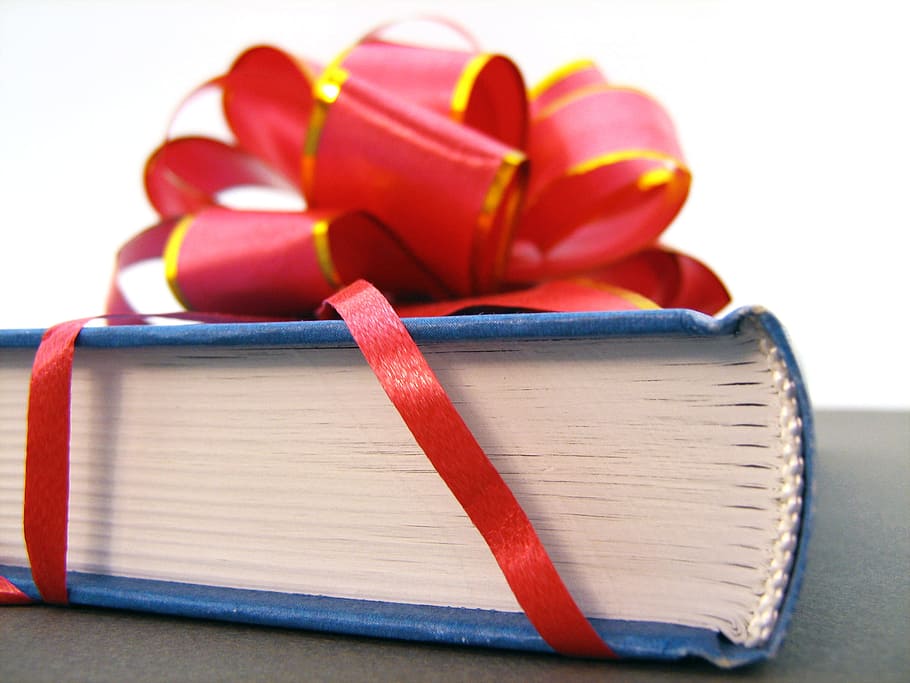 present, book, books, red, bow, xmas, christmas, ribbon, literacy HD wallpaper