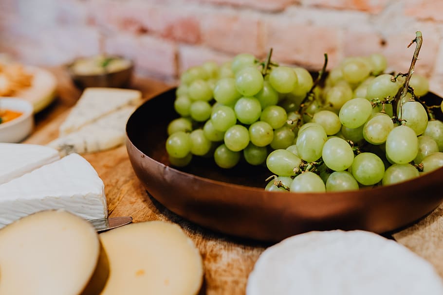 Cheese, white wine and grapes, fruit, party, snack, italian, wineglass HD wallpaper
