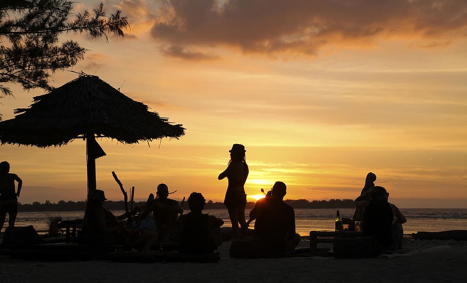 indonesia, gili air, people, silhouette, sun, thatch, roof, HD wallpaper