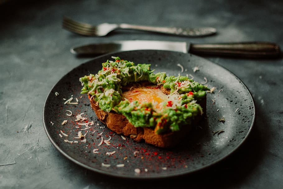 Sliced Bread With Avocado, cuisine, cutlery, delicious, dining HD wallpaper