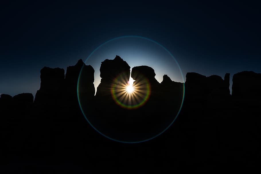 silhouette of rock formation, sunrise, patrick hendry, circle HD wallpaper