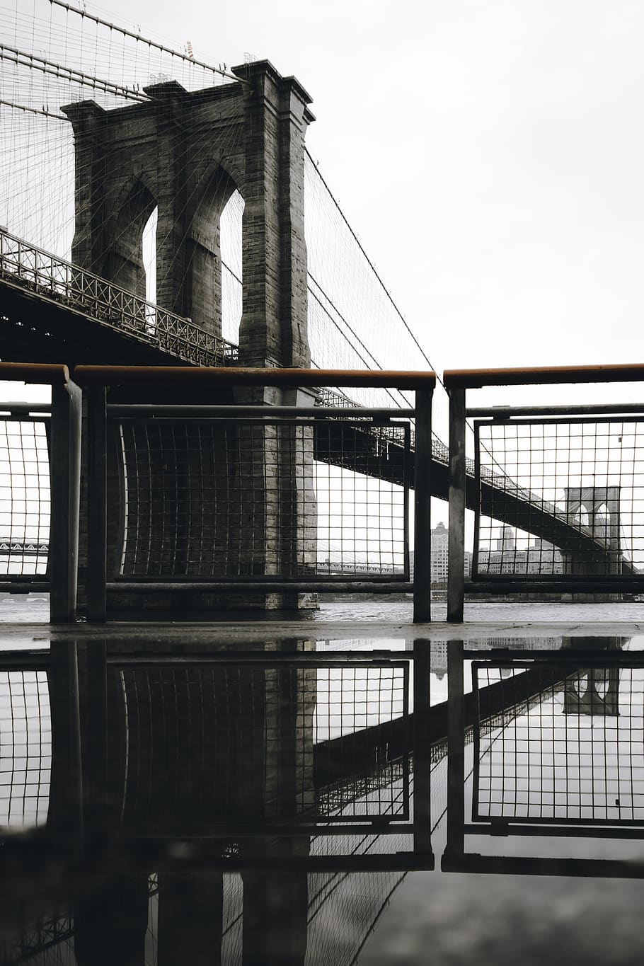 tower bridge under gray sky, built structure, architecture, connection HD wallpaper