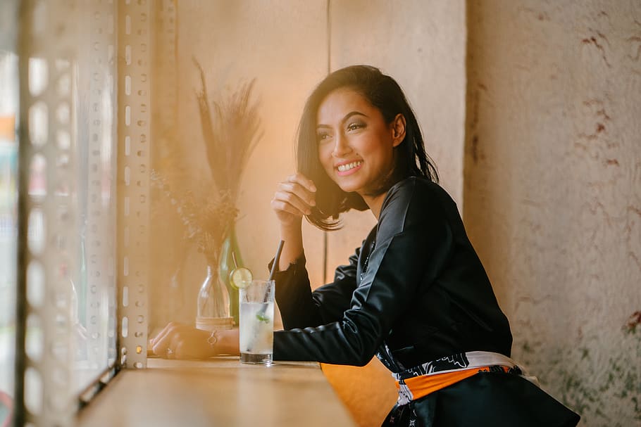 Woman Sitting on Bar Chair Near Clear Drinking Glass, beautiful HD wallpaper