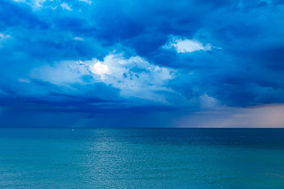 Blue Ocean With Cloudy Sky, beach, clouds, nature, sea, seascape HD wallpaper