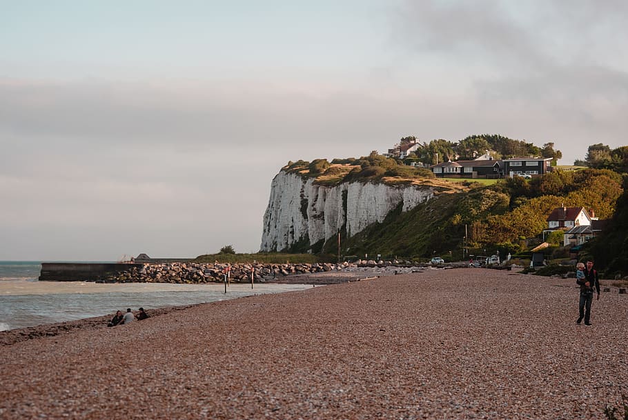 Photography of People On Seashore, beach, cliff, clouds, nature HD wallpaper