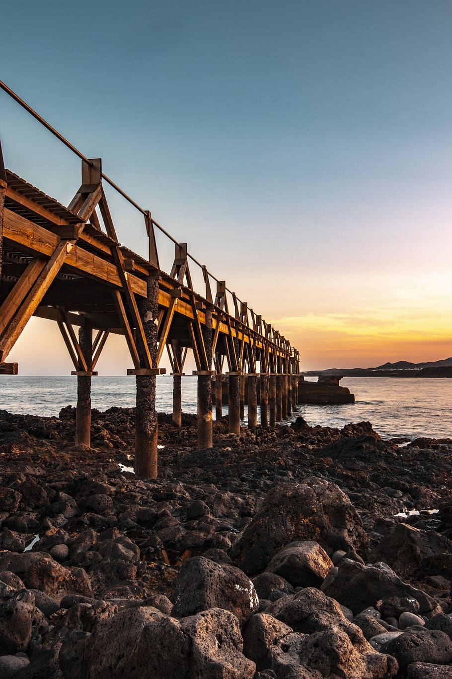 brown bridge during daytime, water, waterfront, pier, port, dock HD wallpaper