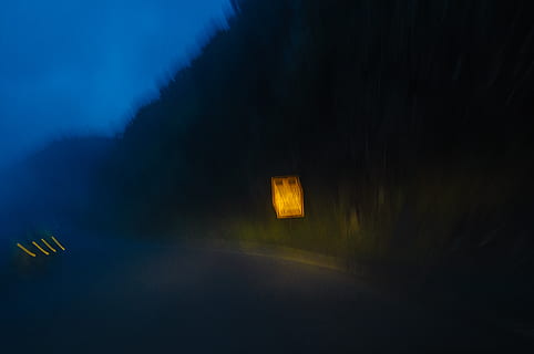 flare, light, highway, night, road, carretera, blue, yellow sign HD wallpaper