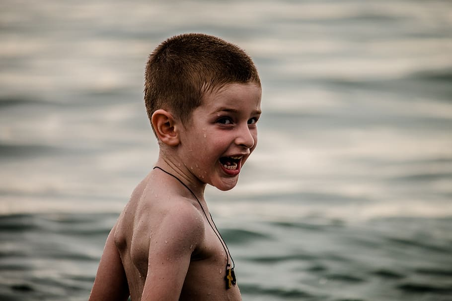 Boy Soaked in Water, active, beach, blurry background, child HD wallpaper