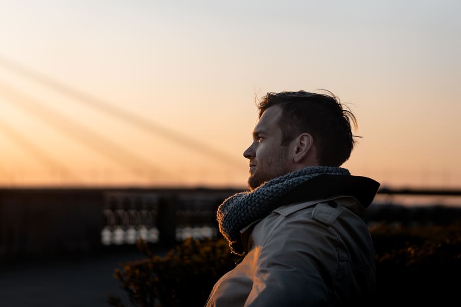 Man Wearing Gray Coat during Golden Hour, facial expression, fine-looking HD wallpaper
