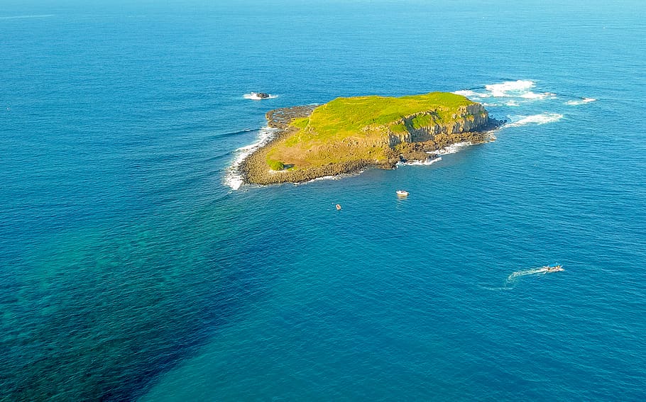 Green Island, aerial view, beautiful, blue waters, drone cam HD wallpaper