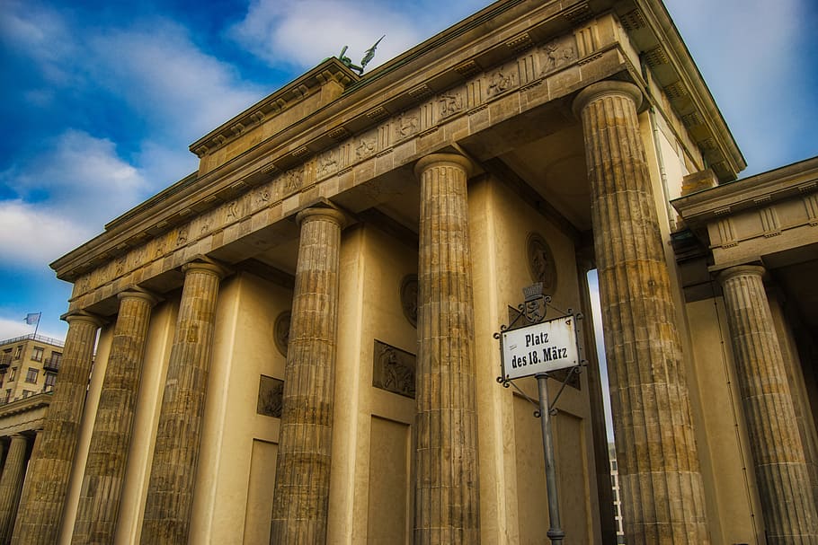 berlin, brandenburg gate, perspective, landmark, city, building, HD wallpaper