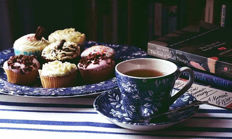 Tea Beside Cupcakes, beverage, coffee, delicious, drink, food HD wallpaper