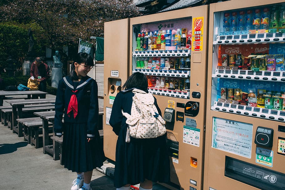 japan, kamakura, vending machine, japanese girls, drinks, outfit, HD wallpaper