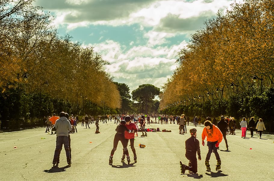 spain, madrid, cloud, sky, sport, park, fun, people, city, sports HD wallpaper