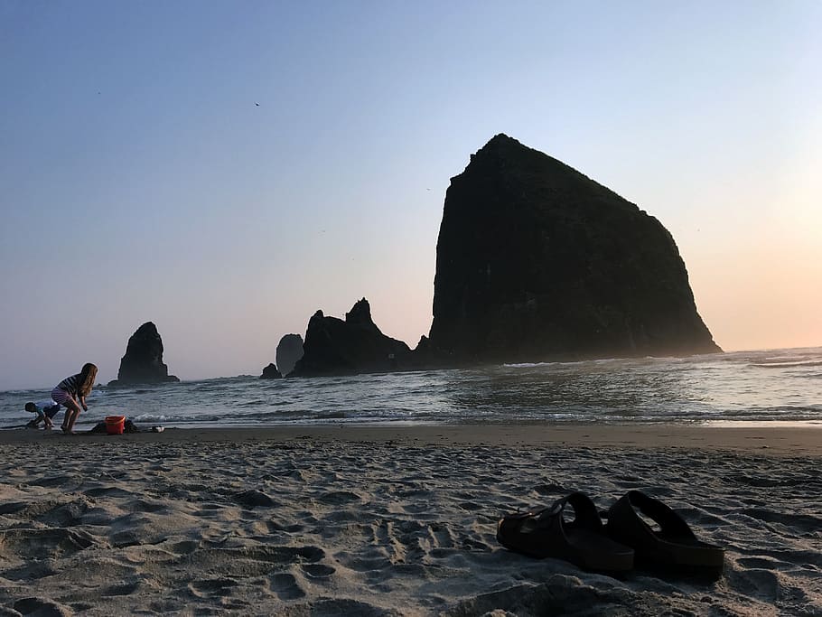 haystack rock, united states, pnw, pacific north west, coast