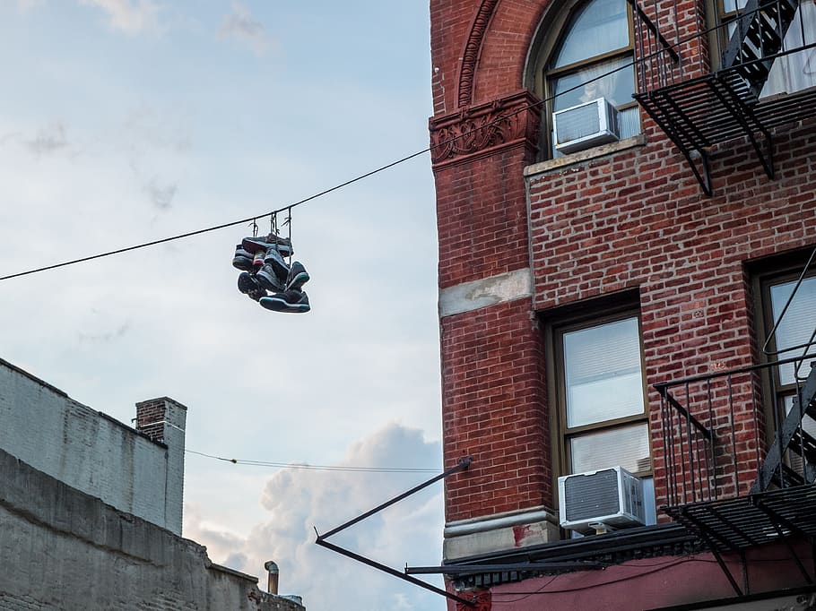 williamsburg, united states, shoes, power line, city, brooklyn, HD wallpaper
