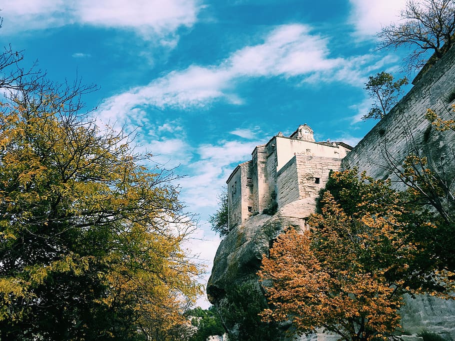 photo of gray stone castle near trees, rock, fortress, building, HD wallpaper