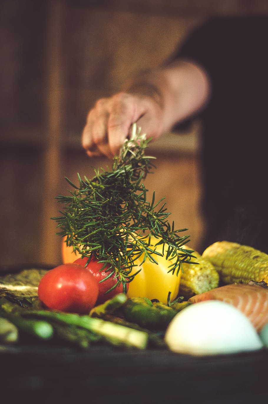 Person Putting Rosemary Into Vegetable Dish, barbecue, blur, celebration HD wallpaper
