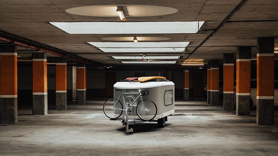 white bicycle on trailer box, bike, vehicle, transportation, floor HD wallpaper