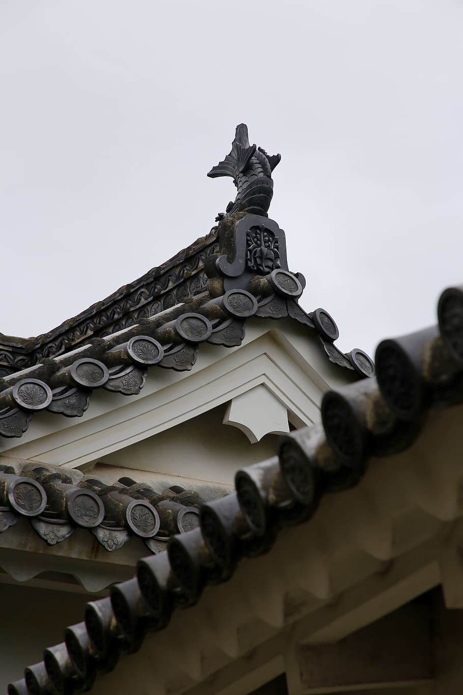 white and gray painted roof, tile roof, cross, symbol, building HD wallpaper