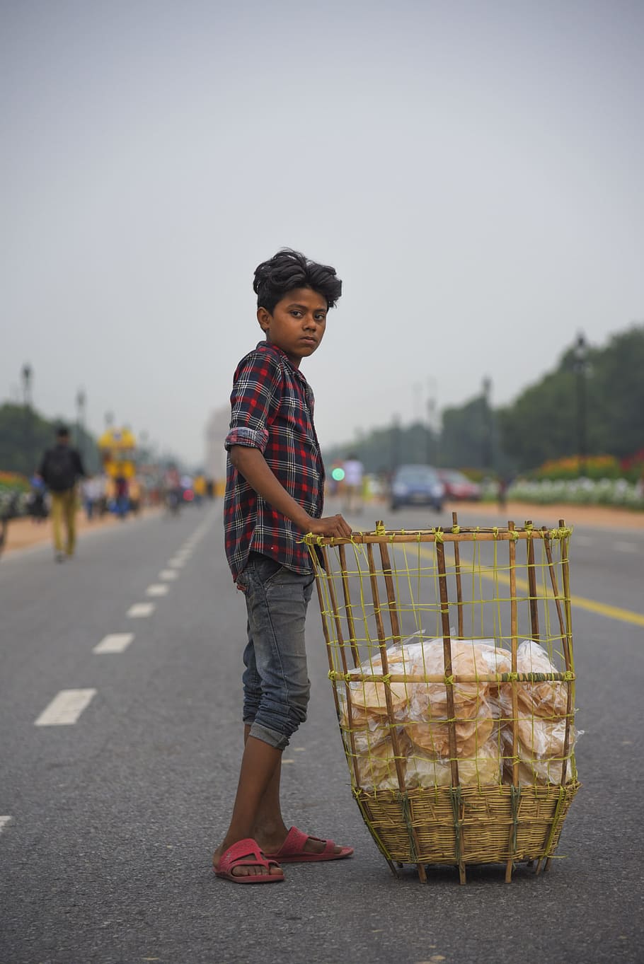 Boy Touching Brown Rattan Basket In The Middle Of Road, child HD wallpaper