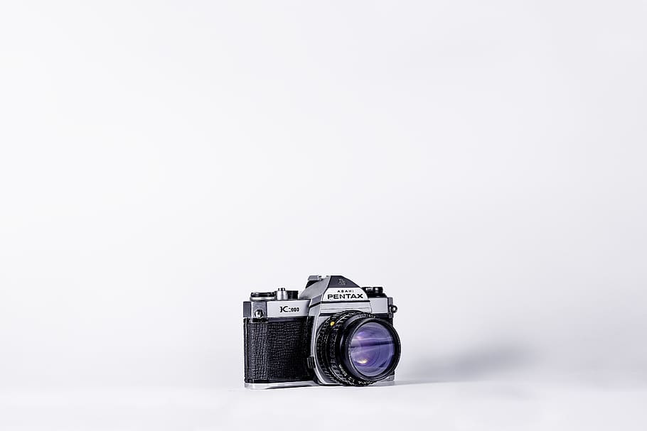 black and gray DSLR camera, camera - photographic equipment, studio shot HD wallpaper