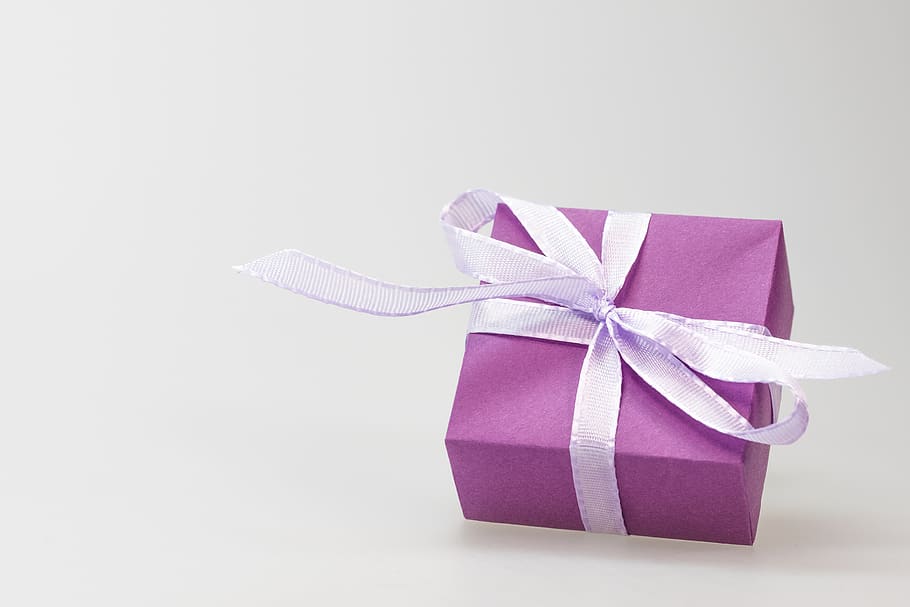 Purple Gift Box, packaging, ribbon, ribbon - sewing item, paper HD wallpaper