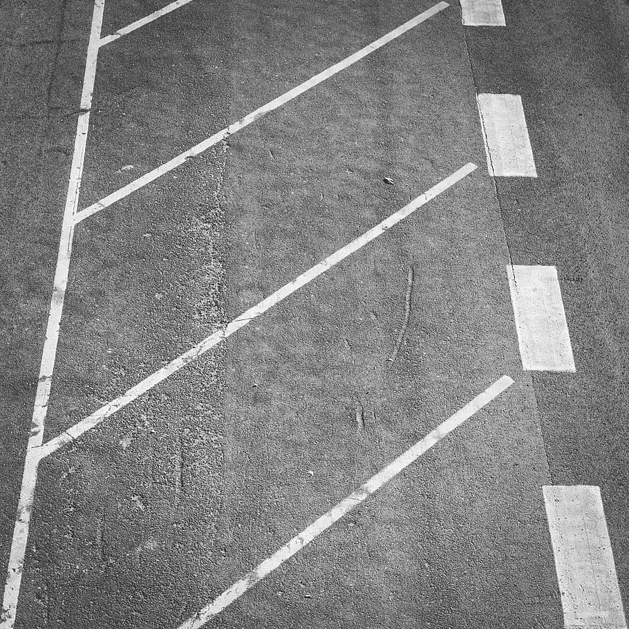 gray asphalt road, tarmac, rug, sport, sports, running track HD wallpaper