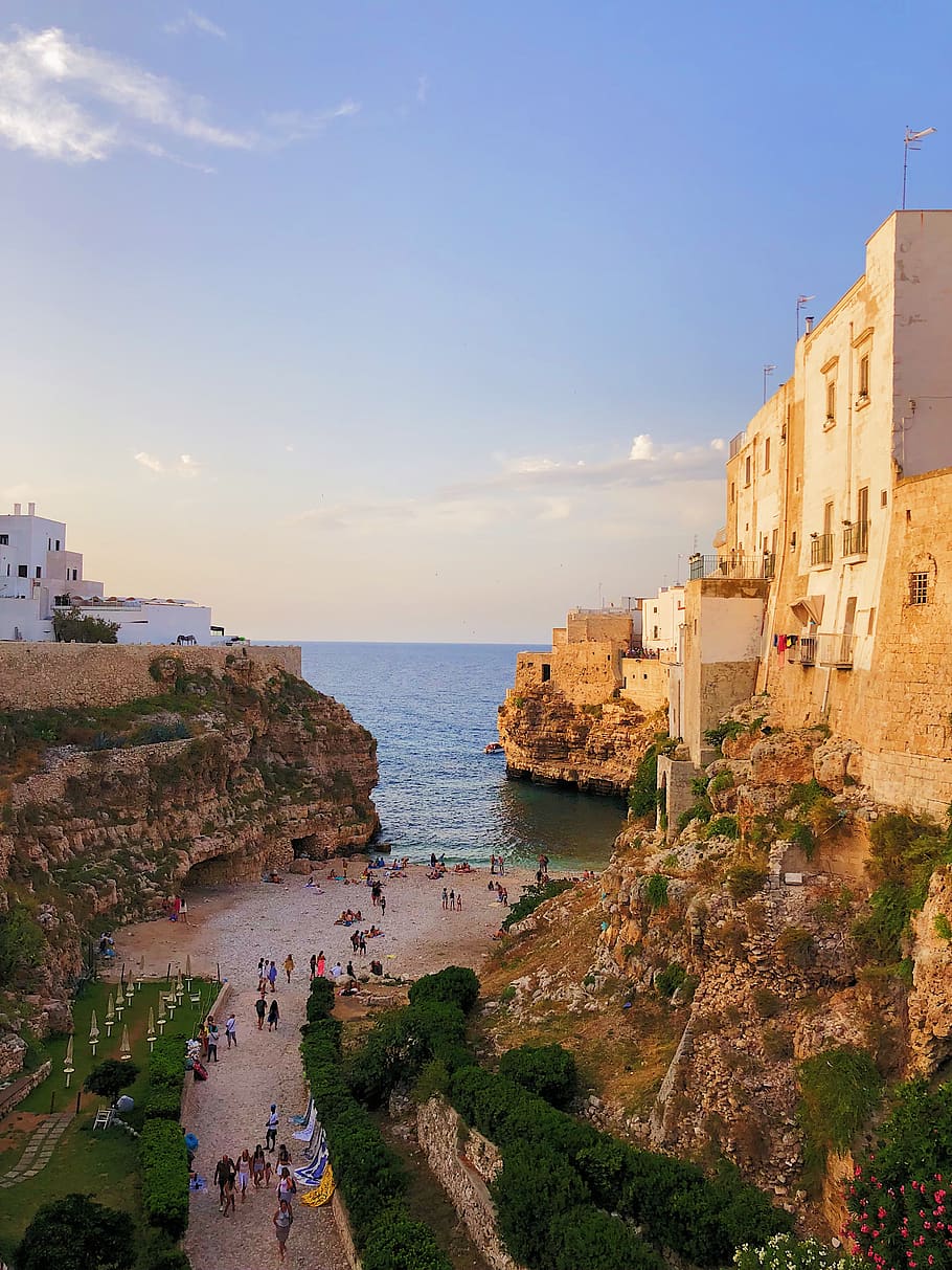 people walking on pathway, water, sea, sky, architecture, building exterior HD wallpaper