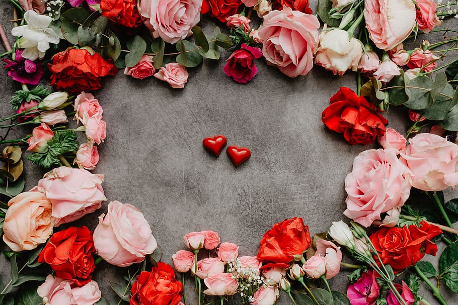 Flowers flat lay, flatlay, roses, valentines, red, pink, lovely, HD wallpaper