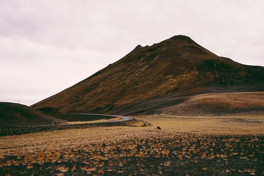 brown mountain under white sky during daytime, scenics - nature HD wallpaper