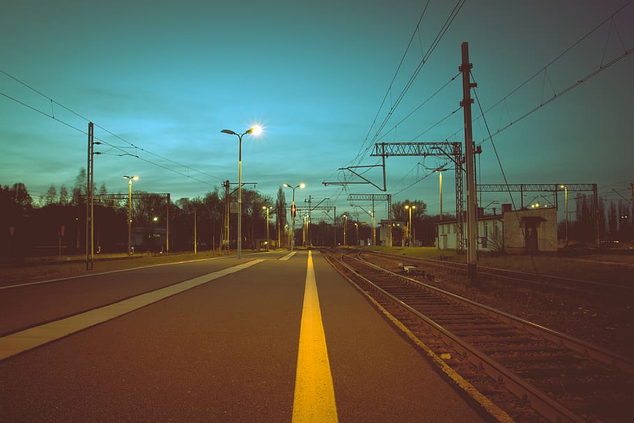 lamp post on road, transportation, railroad track, sky, rail transportation HD wallpaper