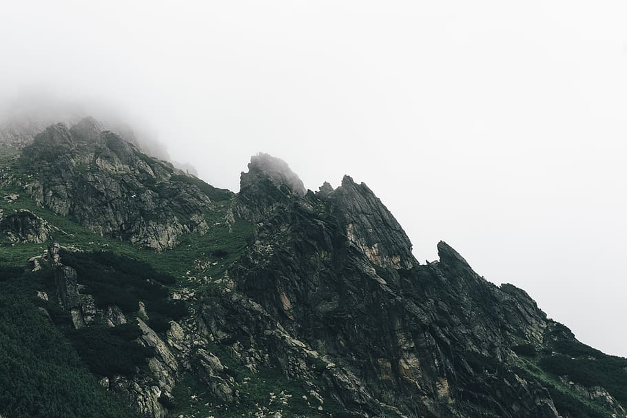mountain covered in mist under cloudy sky, slope, nature, outdoors HD wallpaper