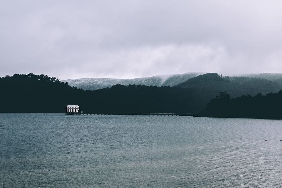 sea, ocean, water, waves, nature, foggy, mountain, landscape HD wallpaper