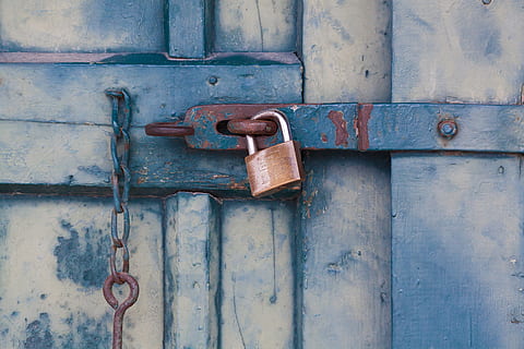 Gold Padlock Locking Door, chain, rusty, safe, security, wood HD wallpaper